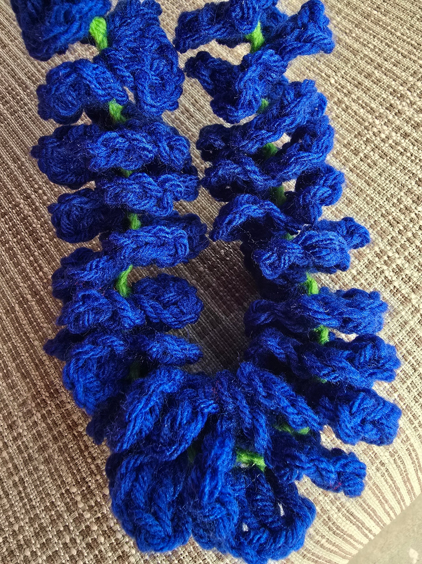 Hibiscus 4EVR Lei in Blue